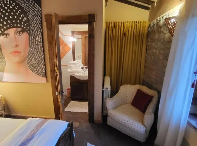 Country House La Collina Di Bargiano - Casa Raffaella Hotel Allerona