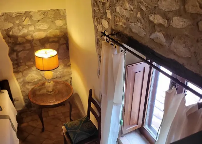 Отель Country House La Collina Di Bargiano - Casa Raffaella *