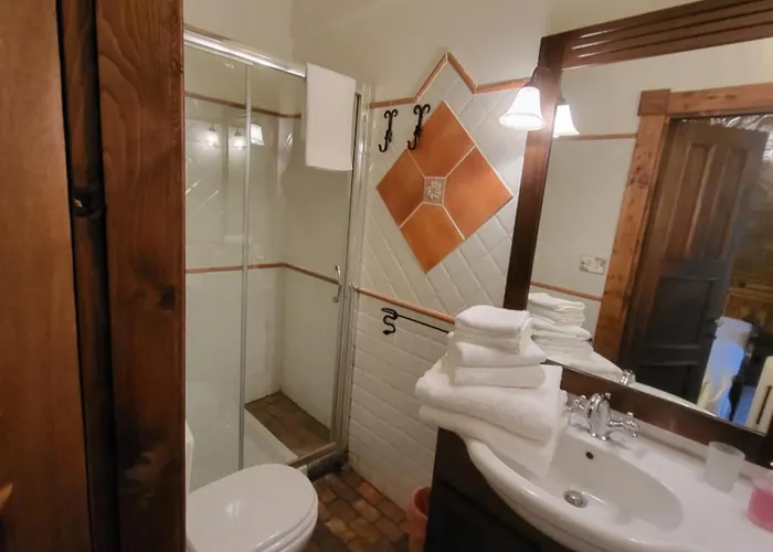 Country House La Collina Di Bargiano - Casa Raffaella Hotel *