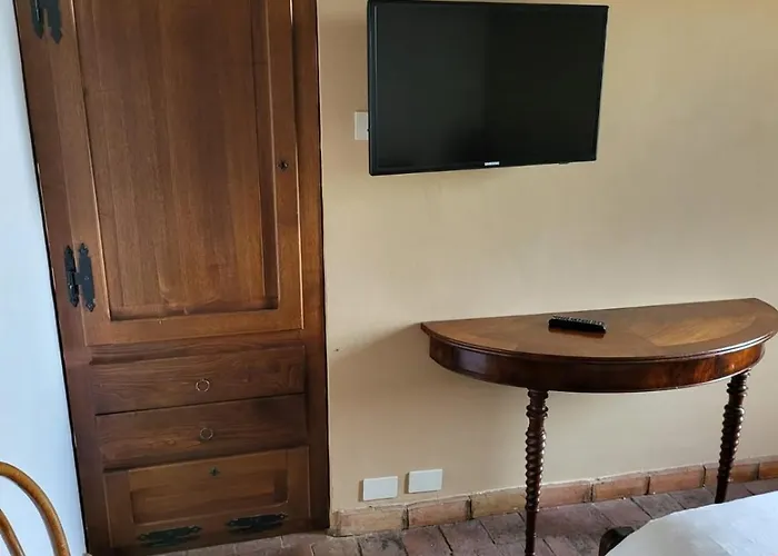 Country House La Collina Di Bargiano - Casa Raffaella Отель Allerona